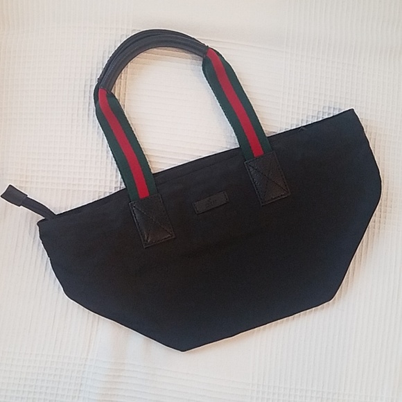 Gucci Handbags - Vintage Gucci GG Shelly Tote Bag